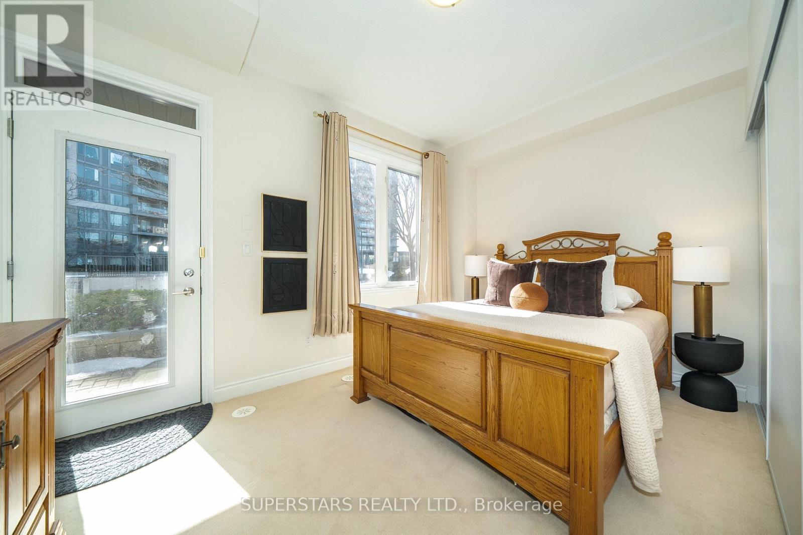 261 South Park Road, Markham, Ontario  L3T 0B6 - Photo 6 - N12864700