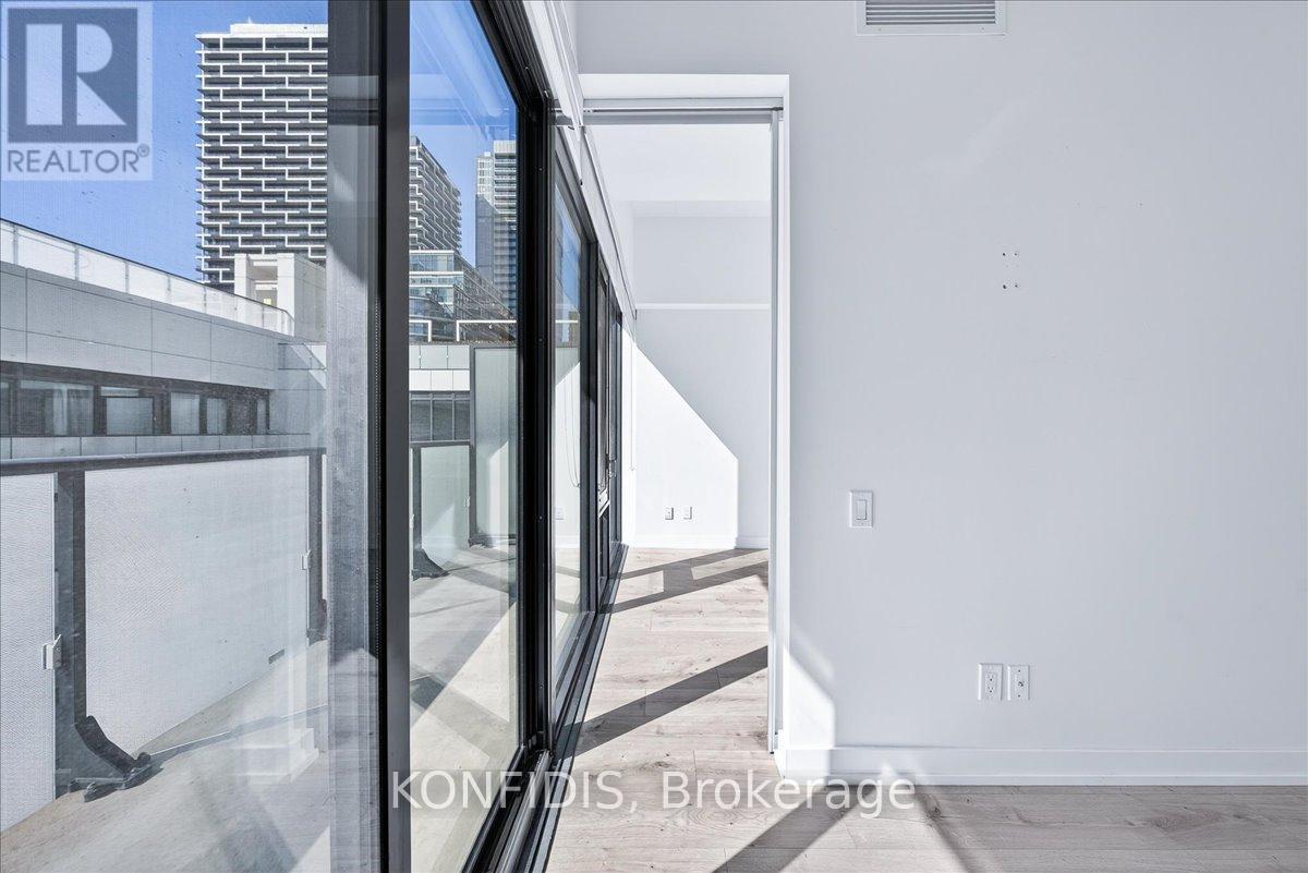 732 - 161 Roehampton Avenue, Toronto, Ontario  M4P 0C8 - Photo 12 - C12933362