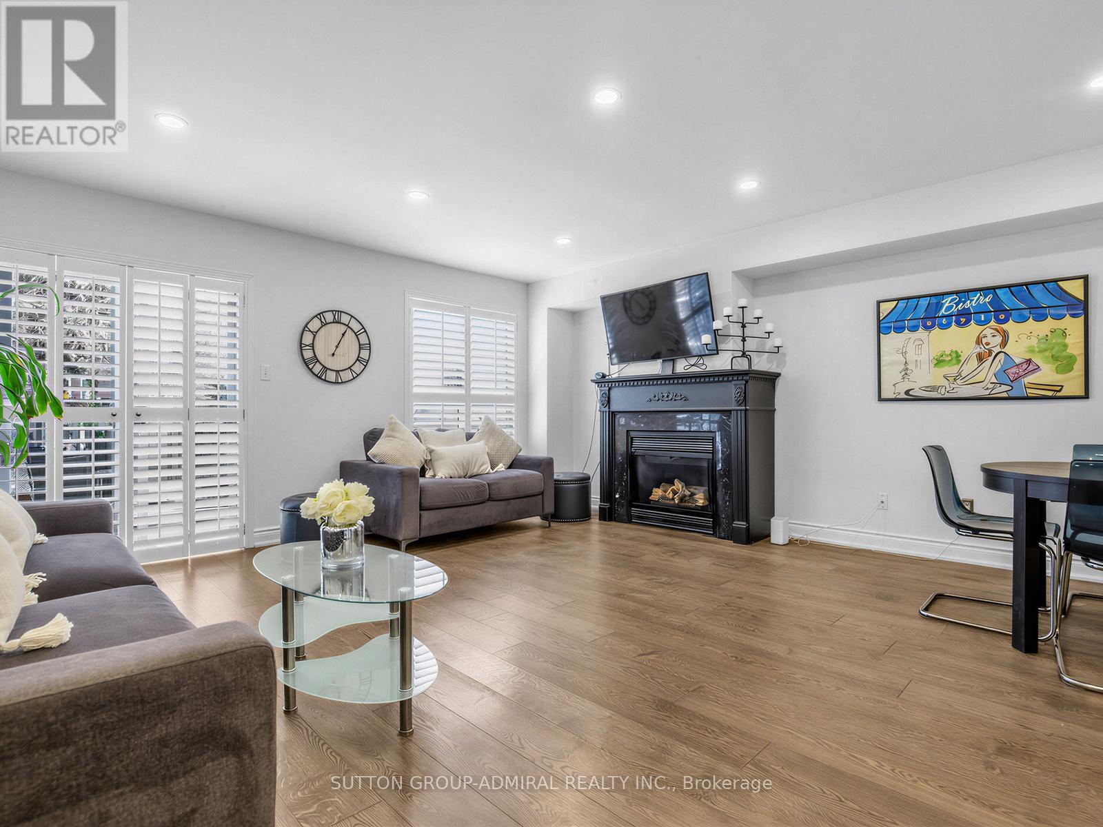 38 Elderbrook Crescent, Vaughan, Ontario  L4K 5M5 - Photo 16 - N12933394