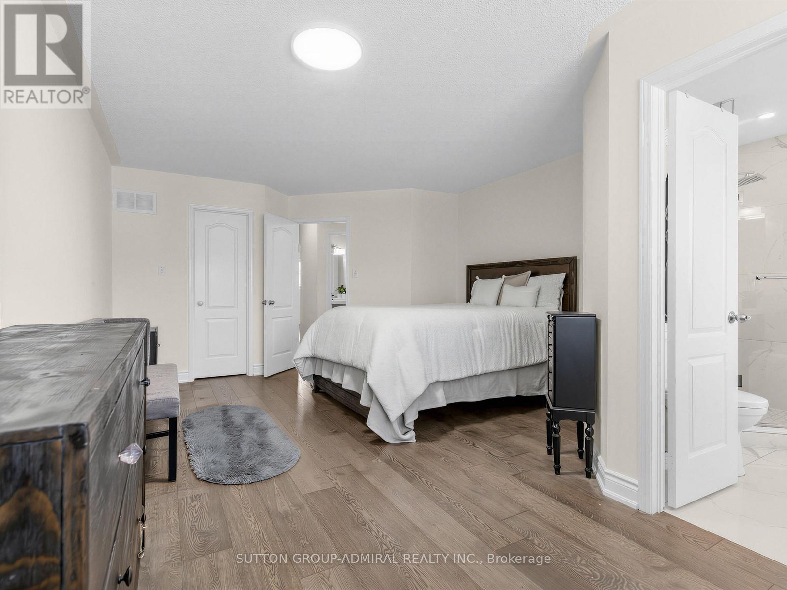 38 Elderbrook Crescent, Vaughan, Ontario  L4K 5M5 - Photo 18 - N12933394