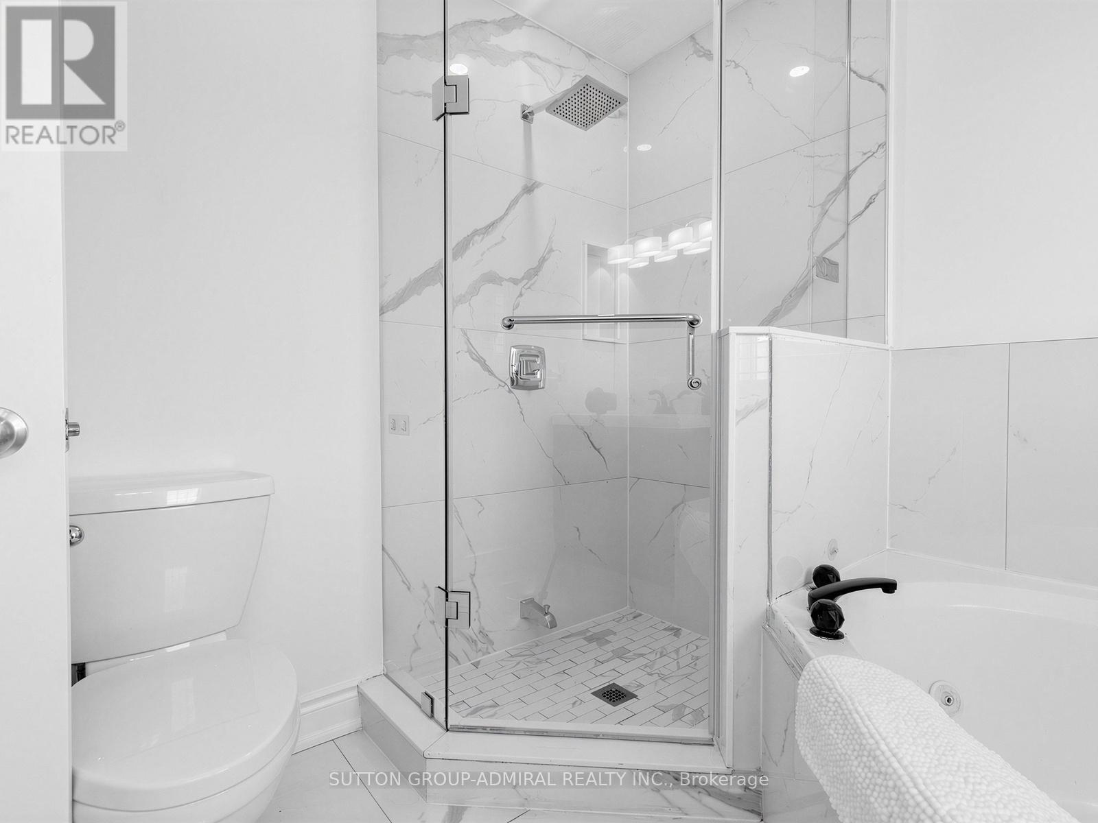 38 Elderbrook Crescent, Vaughan, Ontario  L4K 5M5 - Photo 22 - N12933394