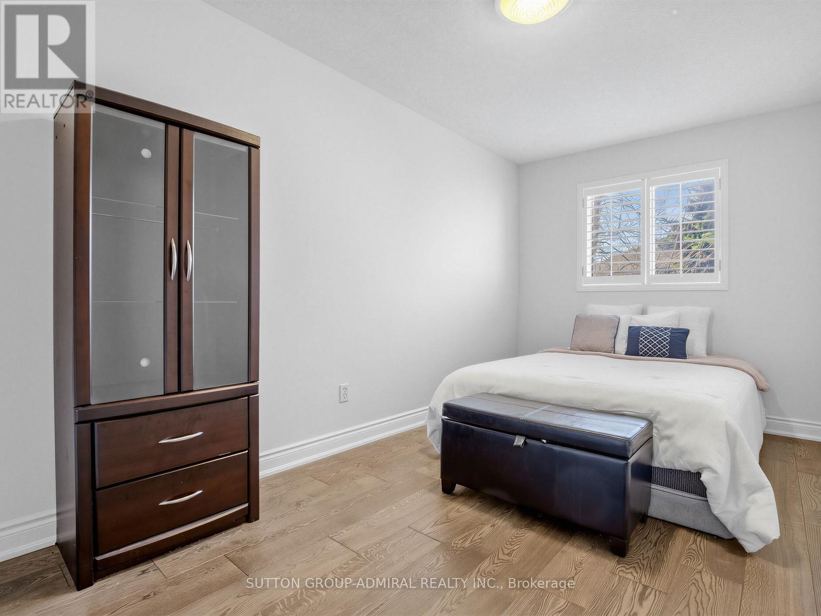 38 Elderbrook Crescent, Vaughan, Ontario  L4K 5M5 - Photo 23 - N12933394