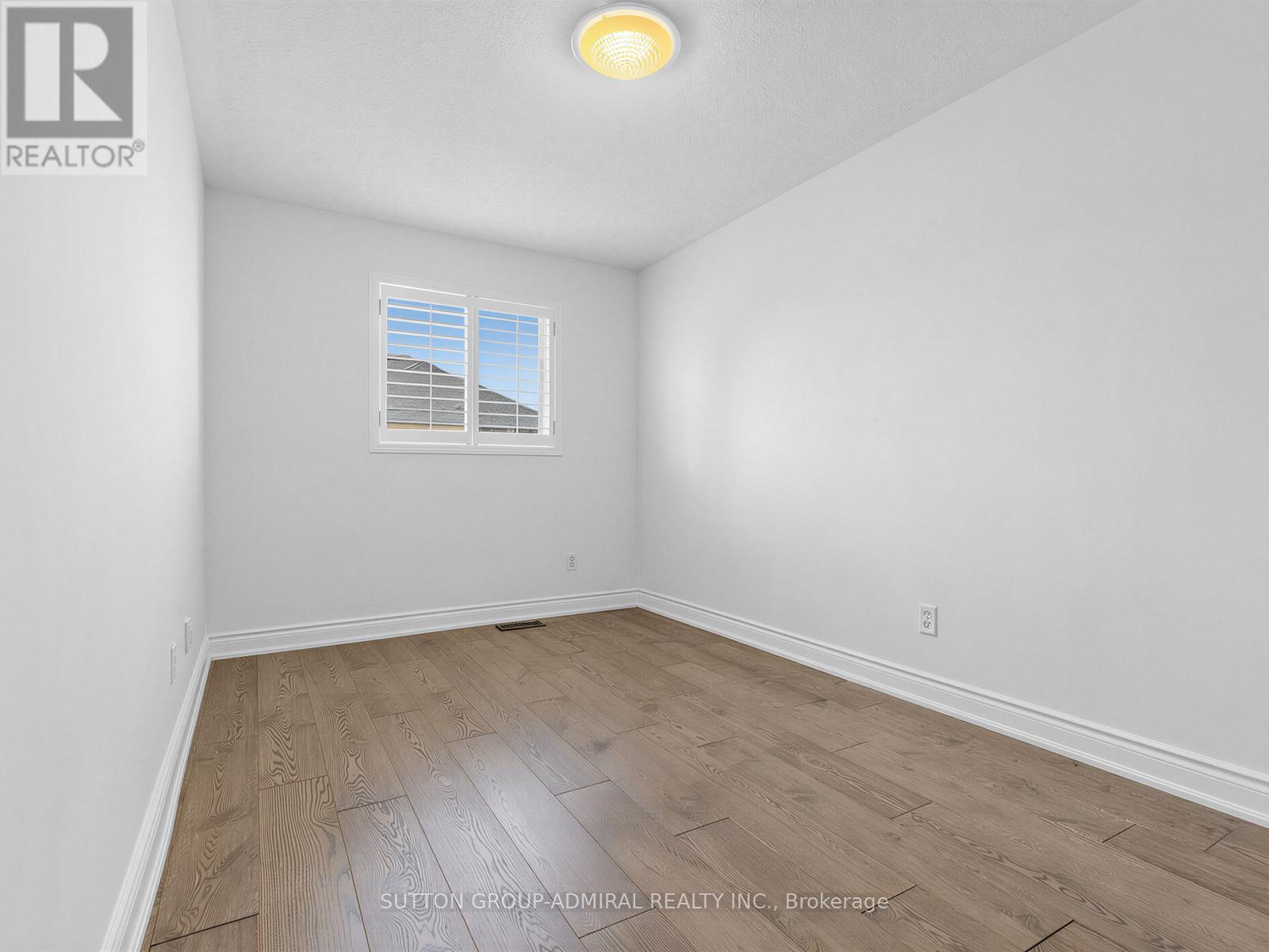 38 Elderbrook Crescent, Vaughan, Ontario  L4K 5M5 - Photo 24 - N12933394