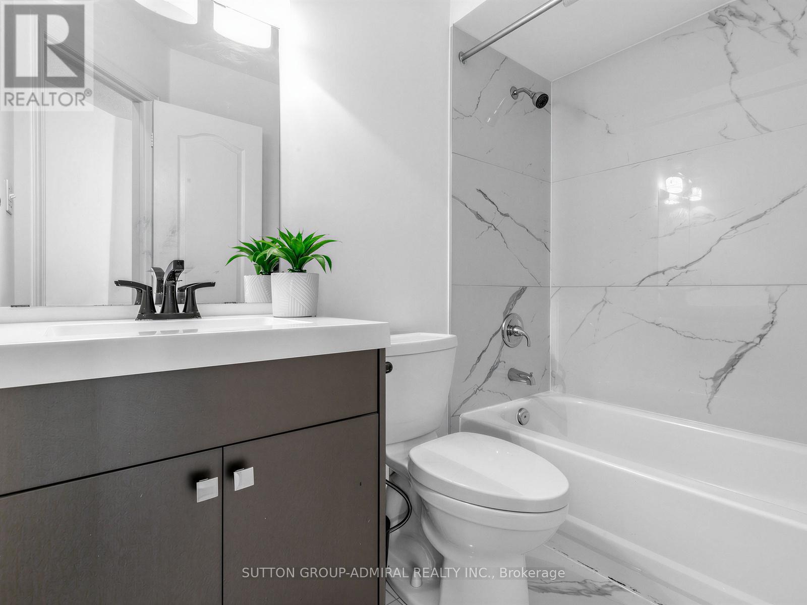 38 Elderbrook Crescent, Vaughan, Ontario  L4K 5M5 - Photo 25 - N12933394