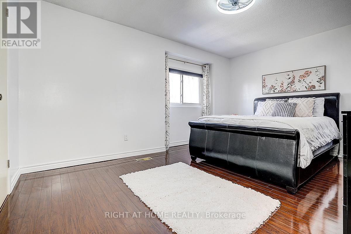 32 Macauley Drive, Markham, Ontario L3T 5S4 - Photo 22 - N12933406