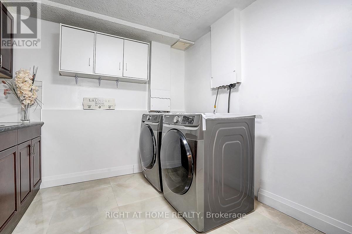 32 Macauley Drive, Markham, Ontario L3T 5S4 - Photo 38 - N12933406