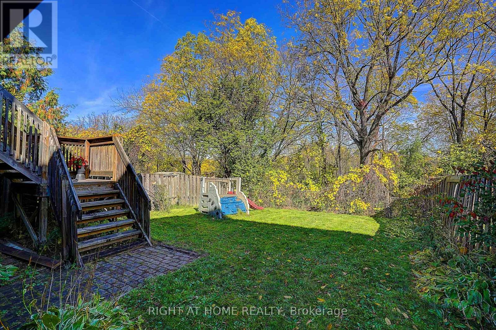 32 Macauley Drive, Markham, Ontario L3T 5S4 - Photo 41 - N12933406