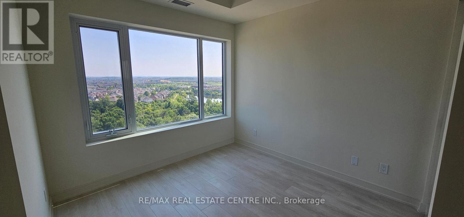 1301 - 8010 Derry Road, Milton, Ontario  L9T 3L3 - Photo 13 - W12933202