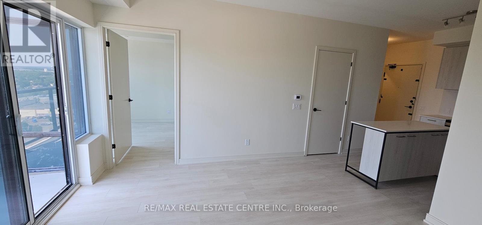 1301 - 8010 Derry Road, Milton, Ontario  L9T 3L3 - Photo 10 - W12933202