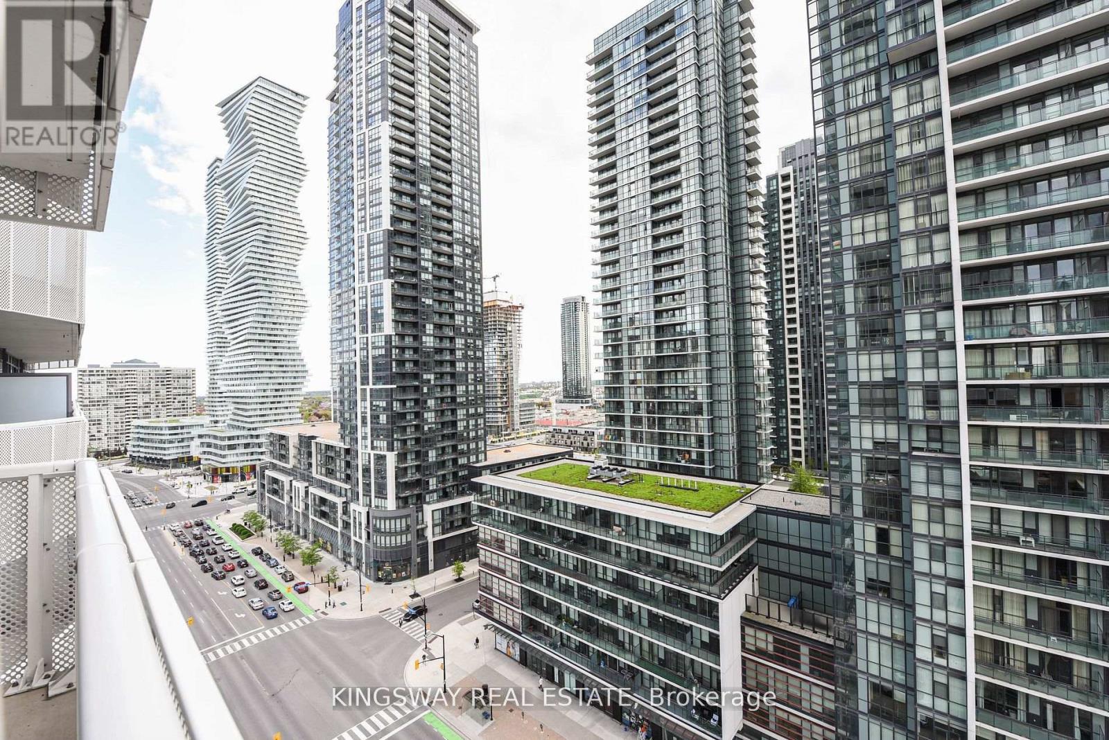 4065 CONFEDERATION PARKWAY, Mississauga, Ontario