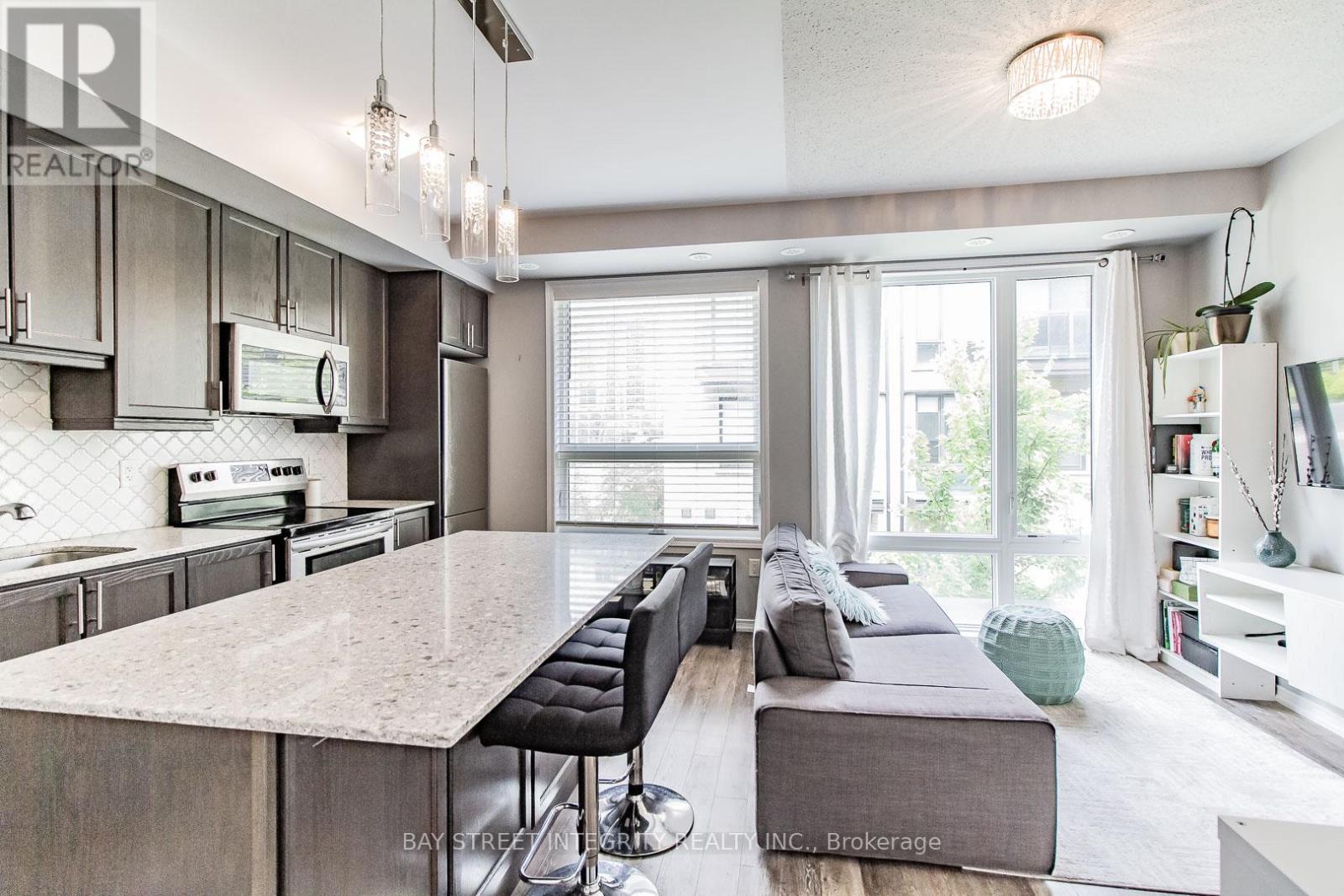 99 - 32 Fieldway Road, Toronto, Ontario  M8Z 3L2 - Photo 4 - W12933376