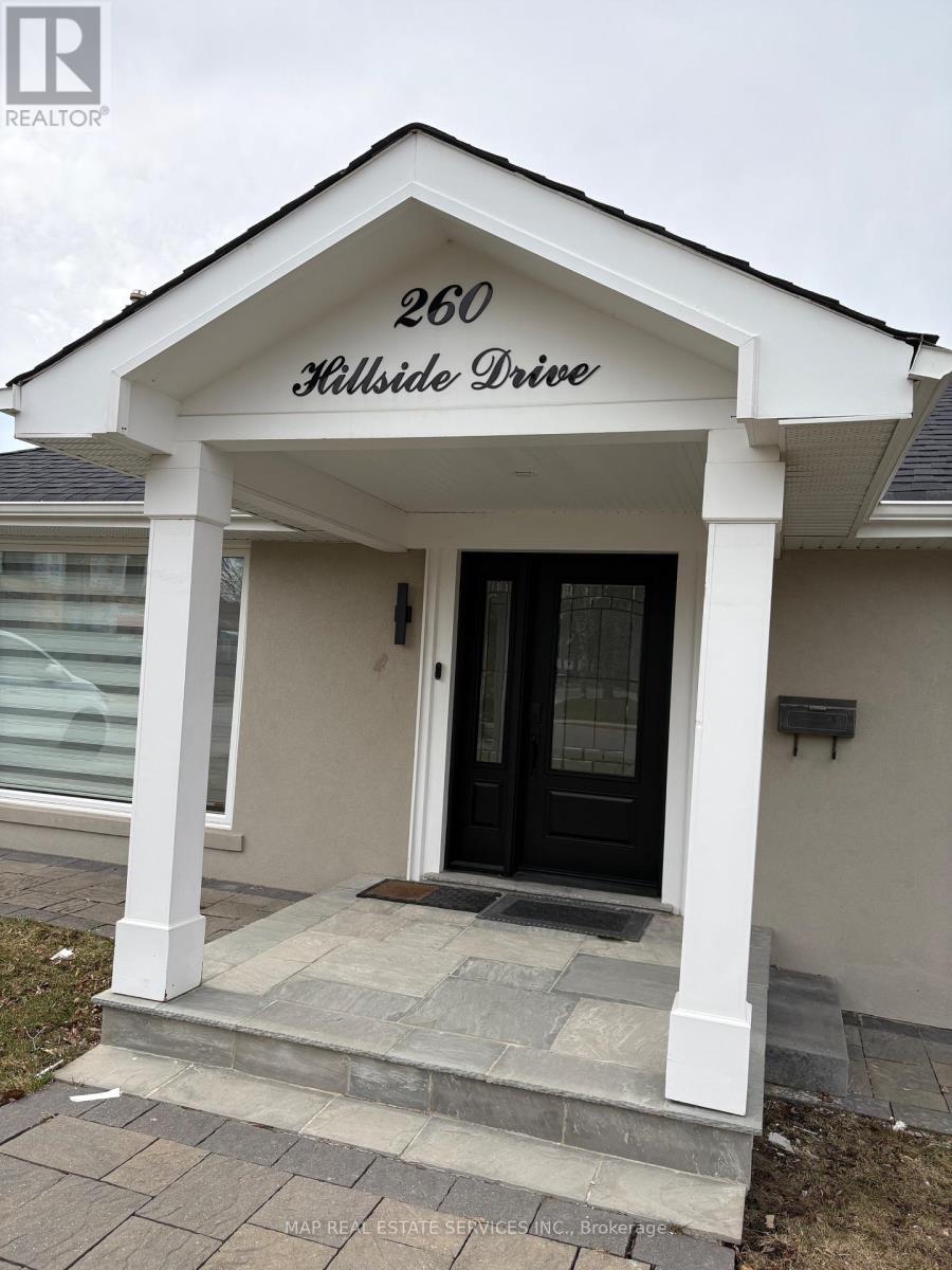 260 Hillside Drive, Mississauga, Ontario  L5M 1G5 - Photo 5 - W12933384