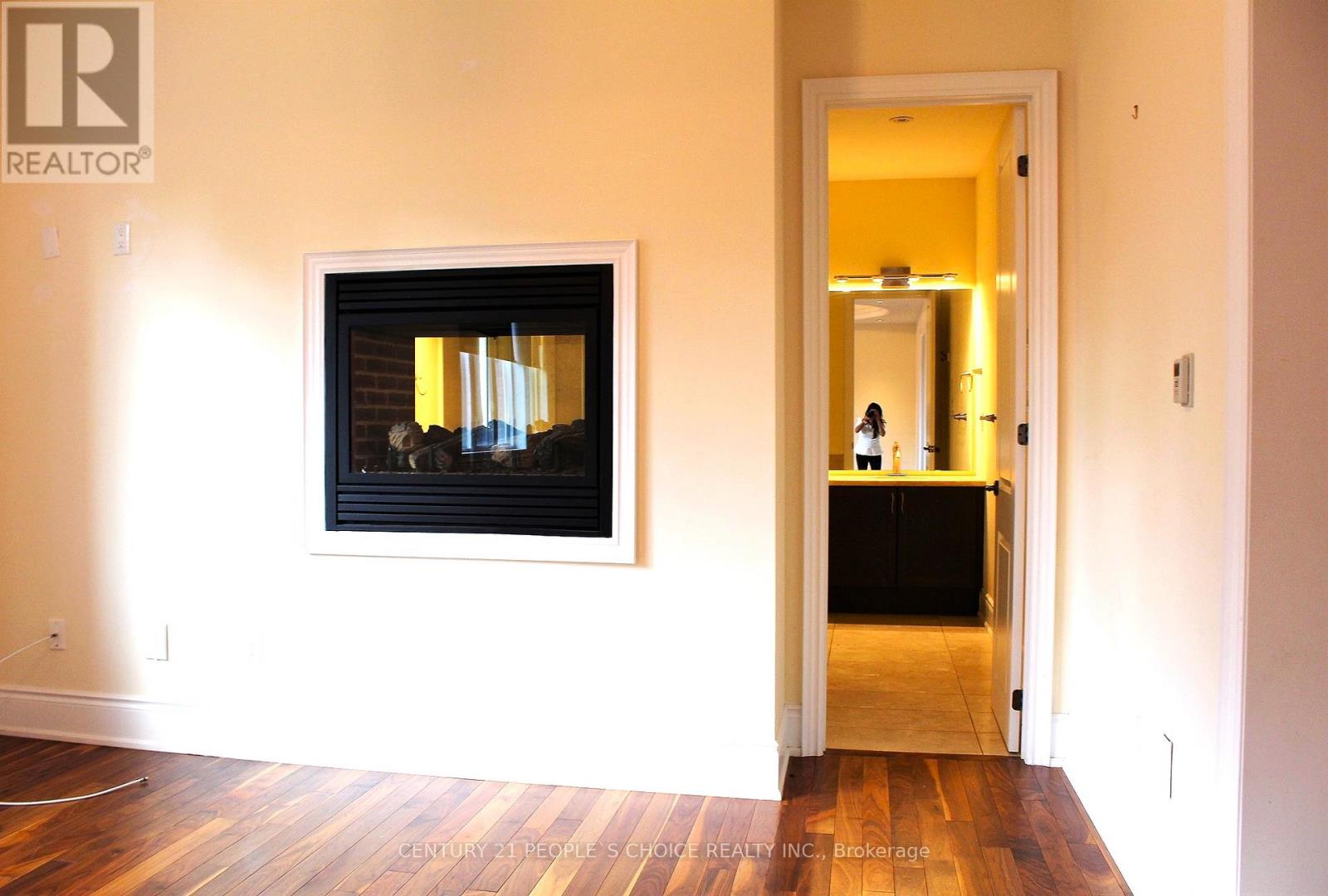 1275 Saginaw Crescent N, Mississauga, Ontario  L5H 1X4 - Photo 16 - W12933396