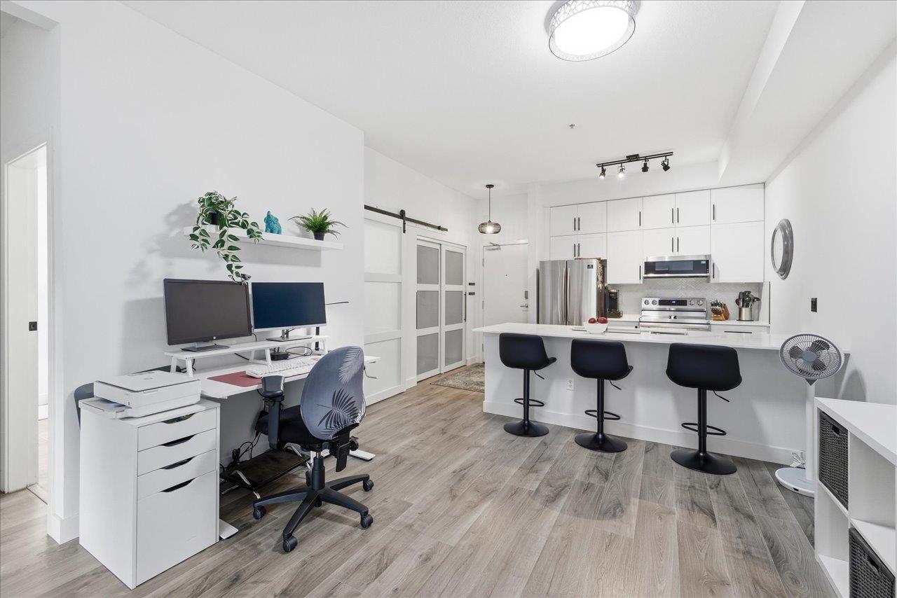 111 10088 148th Street, Surrey, British Columbia  V3R 3M9 - Photo 7 - R3104163