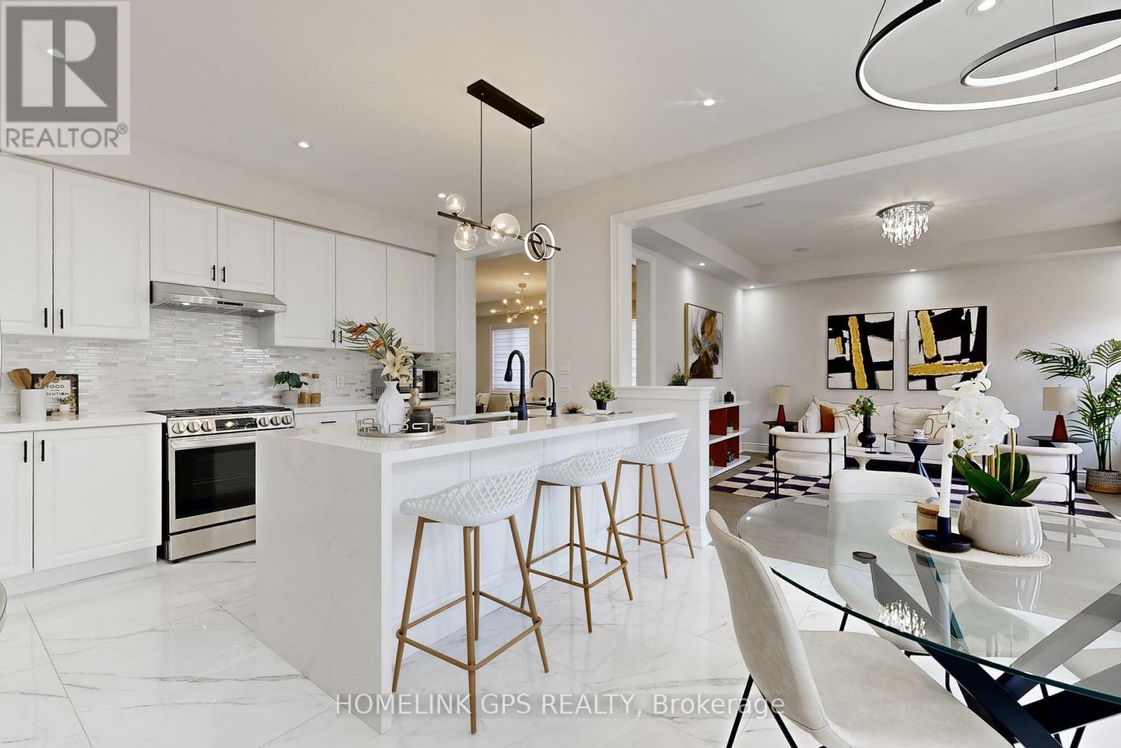 95 Suttonrail Way, Whitchurch-Stouffville, Ontario  L4A 0E4 - Photo 12 - N12932924