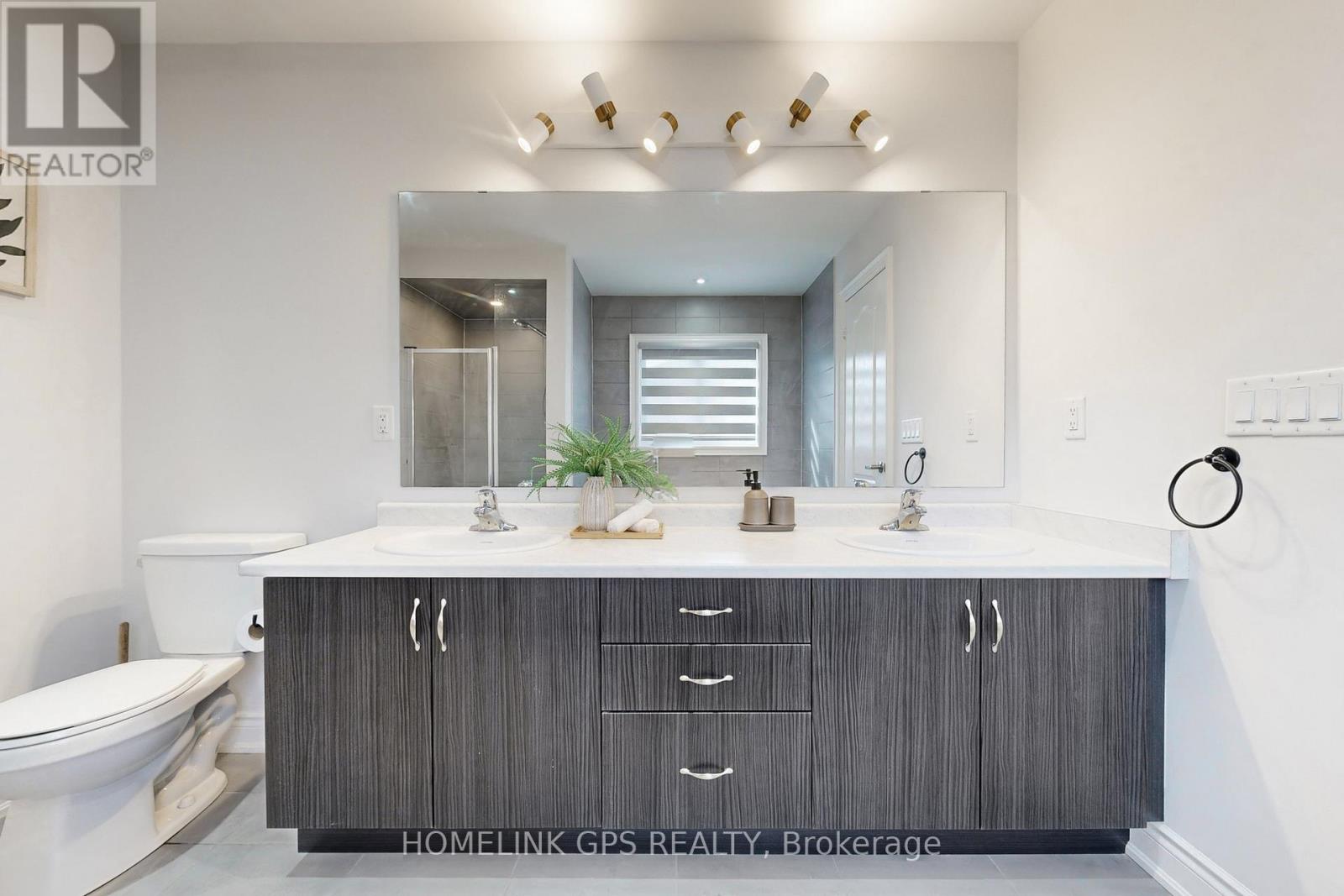 95 Suttonrail Way, Whitchurch-Stouffville, Ontario  L4A 0E4 - Photo 31 - N12932924