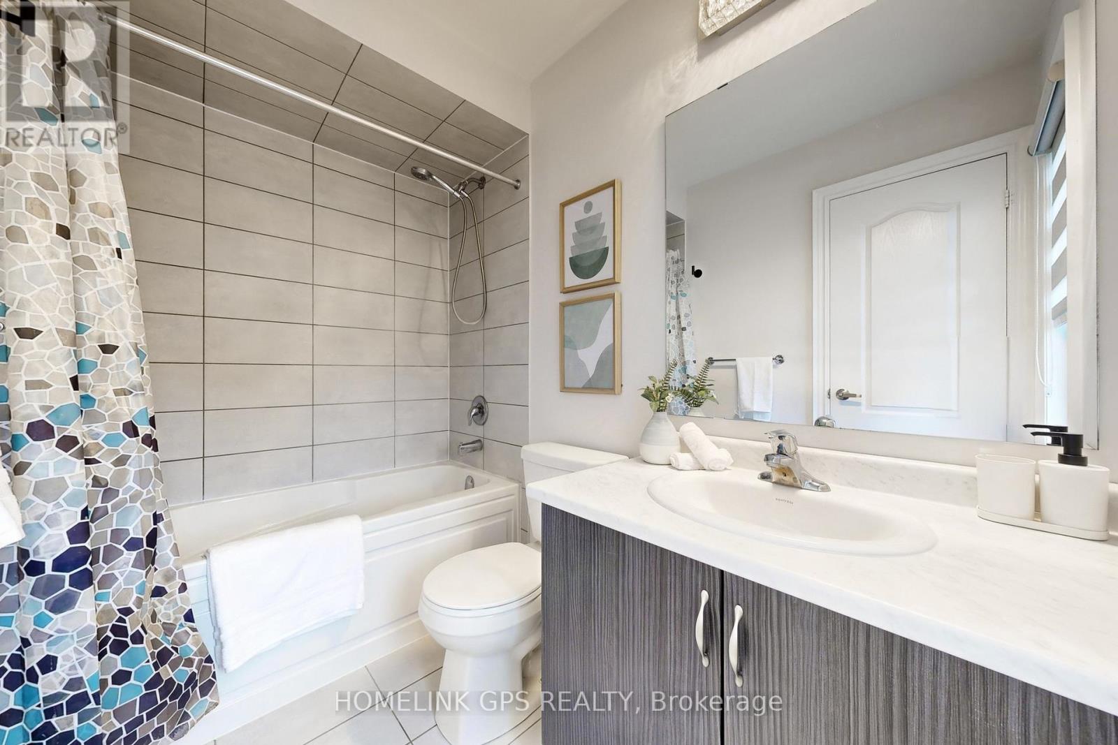 95 Suttonrail Way, Whitchurch-Stouffville, Ontario  L4A 0E4 - Photo 41 - N12932924