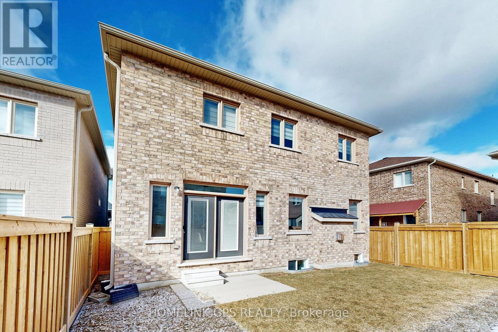 95 Suttonrail Way, Whitchurch-Stouffville, Ontario  L4A 0E4 - Photo 49 - N12932924