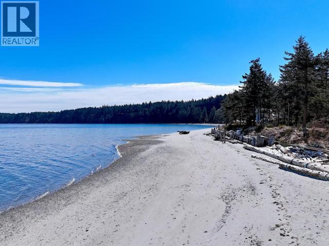 960 Somerset Lane, Savary Island, British Columbia   - Photo 26 - 19720
