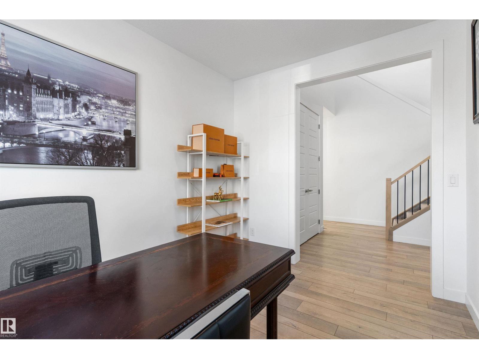 20007 16 Av Nw, Edmonton, Alberta  T6M 0Y3 - Photo 5 - E4475930