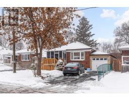 32 CENTURY DRIVE, Toronto, Ontario