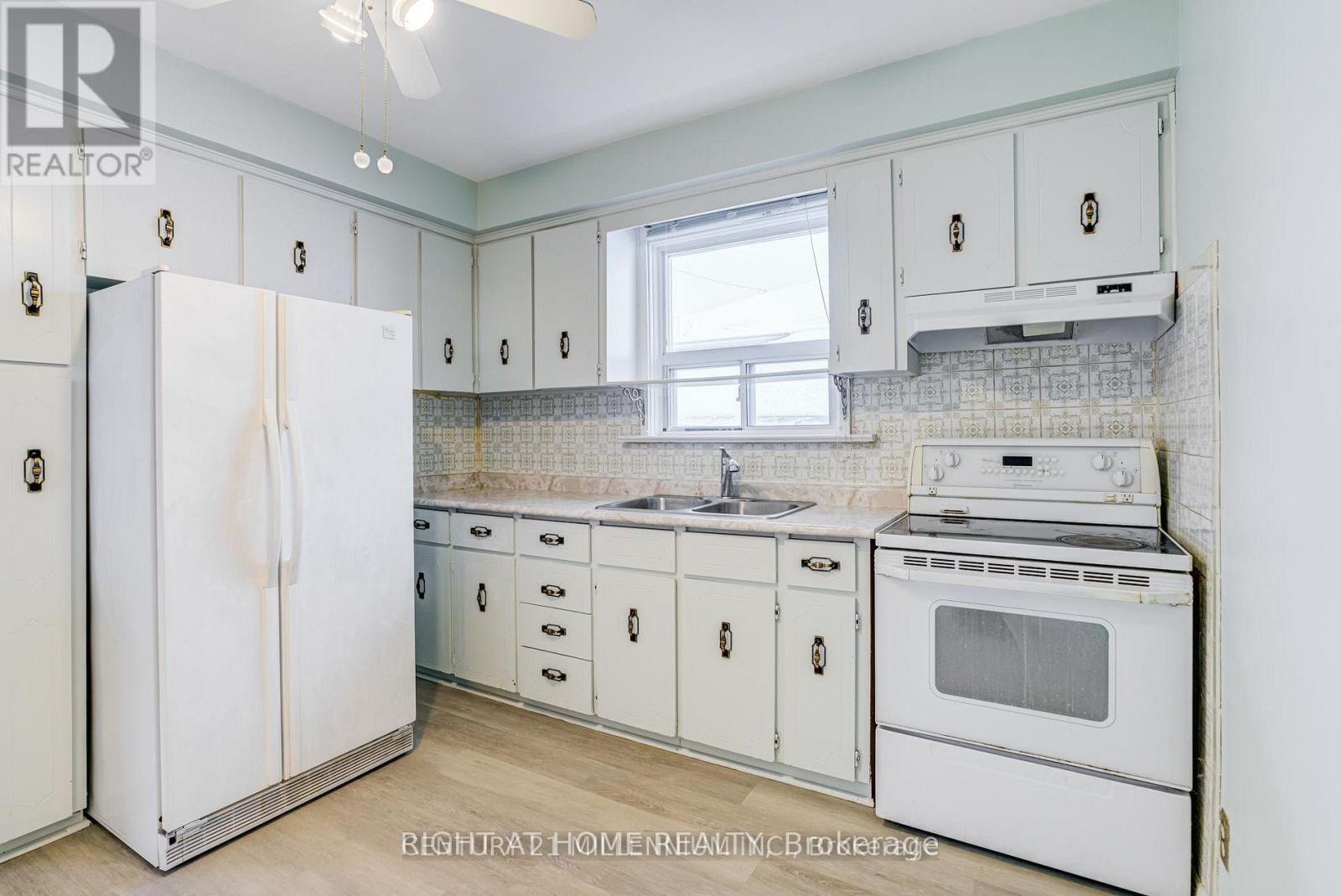 32 Century Drive, Toronto, Ontario  M1K 4J6 - Photo 37 - E12884232