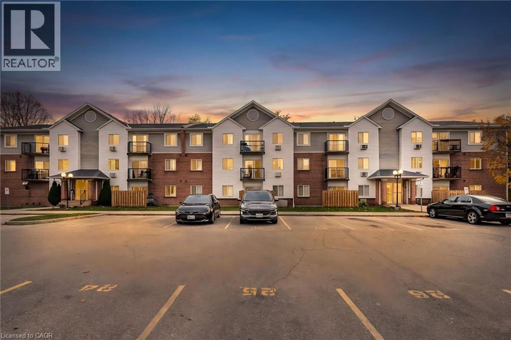 270 EIWO Court NW Unit# 210, Waterloo, Ontario