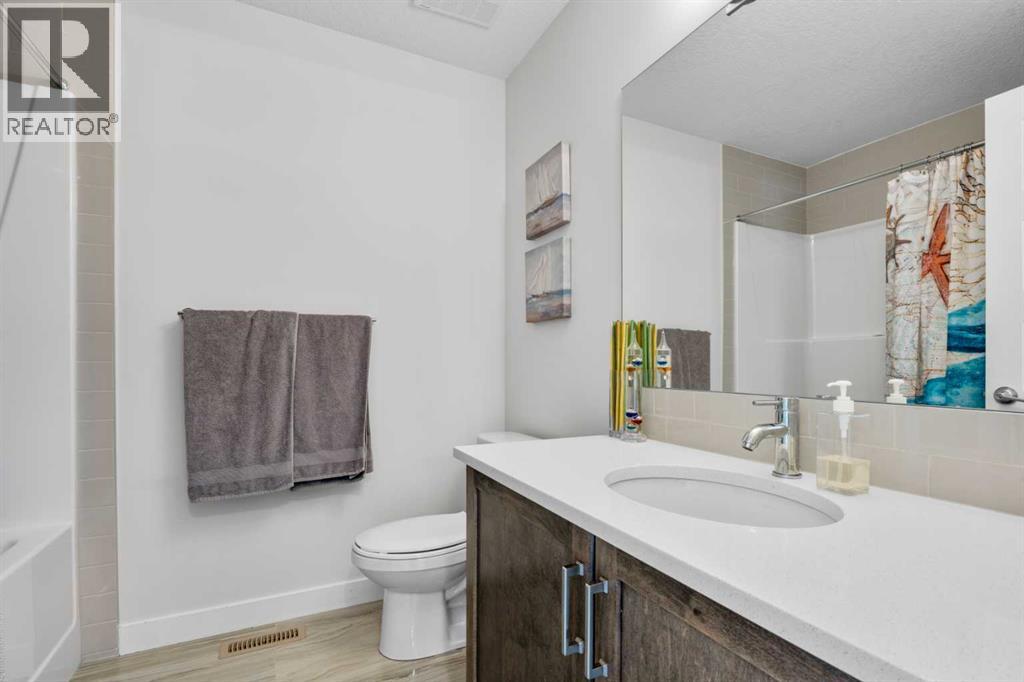 1331 Bayside Drive SW, Airdrie, Alberta  T4B 3W8 - Photo 30 - A2285570