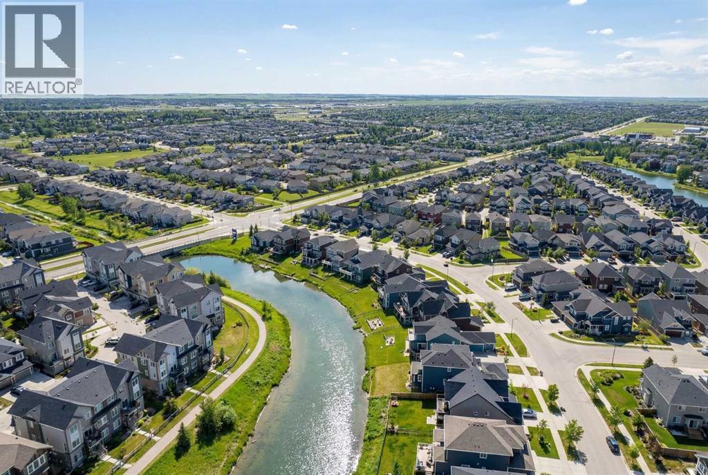 1331 Bayside Drive SW, Airdrie, Alberta  T4B 3W8 - Photo 3 - A2285570