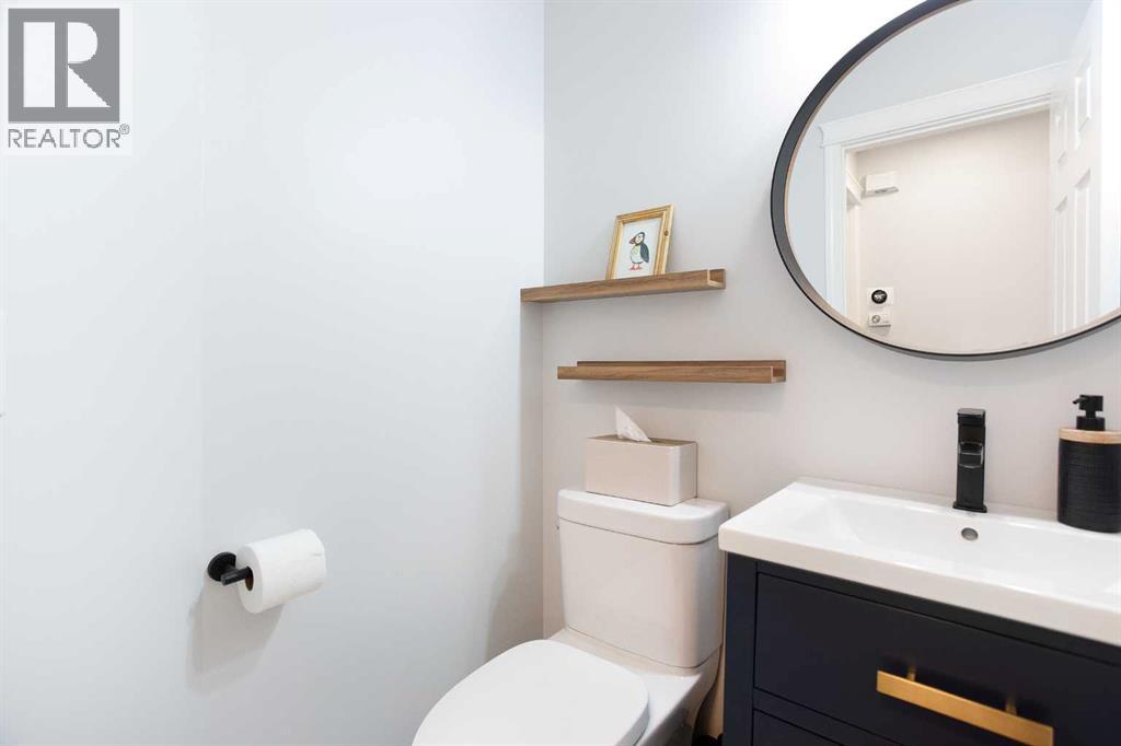 54 Springborough Point Sw, Calgary, Alberta  T3H 5M9 - Photo 15 - A2291735