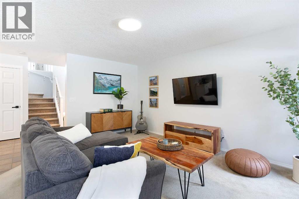 54 Springborough Point Sw, Calgary, Alberta  T3H 5M9 - Photo 5 - A2291735