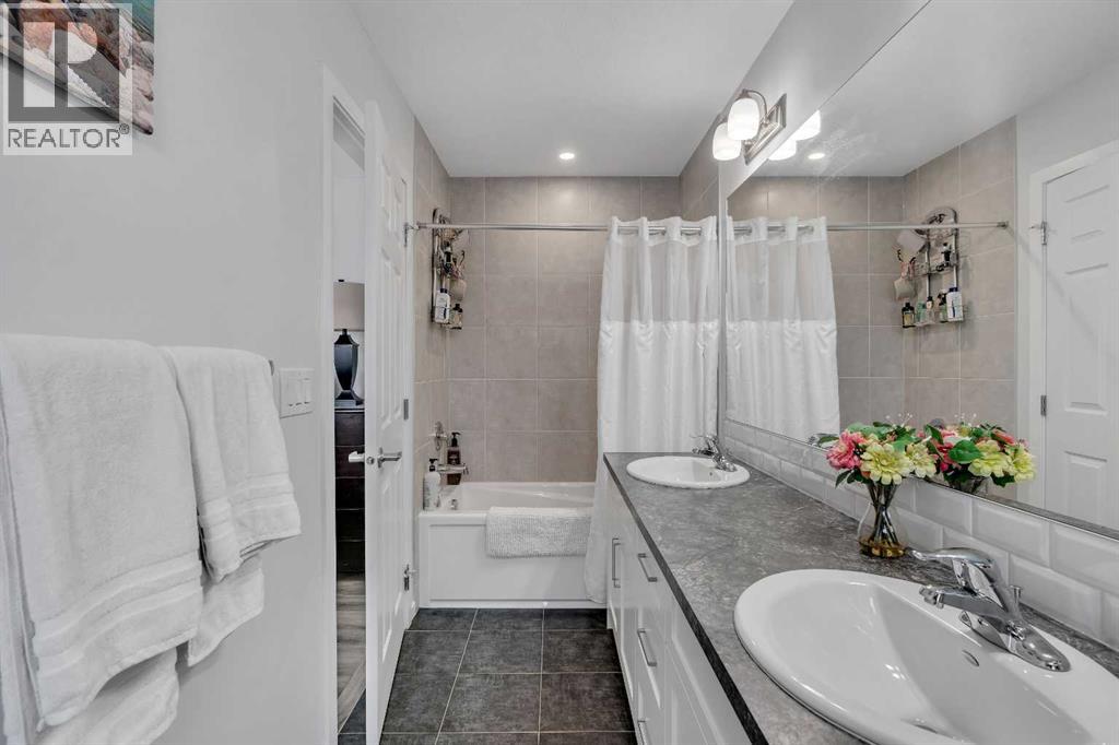 821 Windrow Green Sw, Airdrie, Alberta  T4B 5H5 - Photo 29 - A2296322