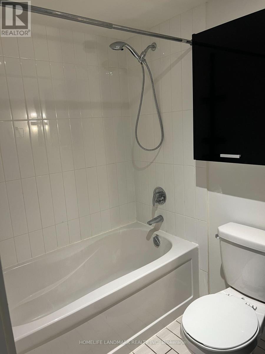 901b - 19 Singer Court, Toronto, Ontario  M2K 0B4 - Photo 6 - C12933410