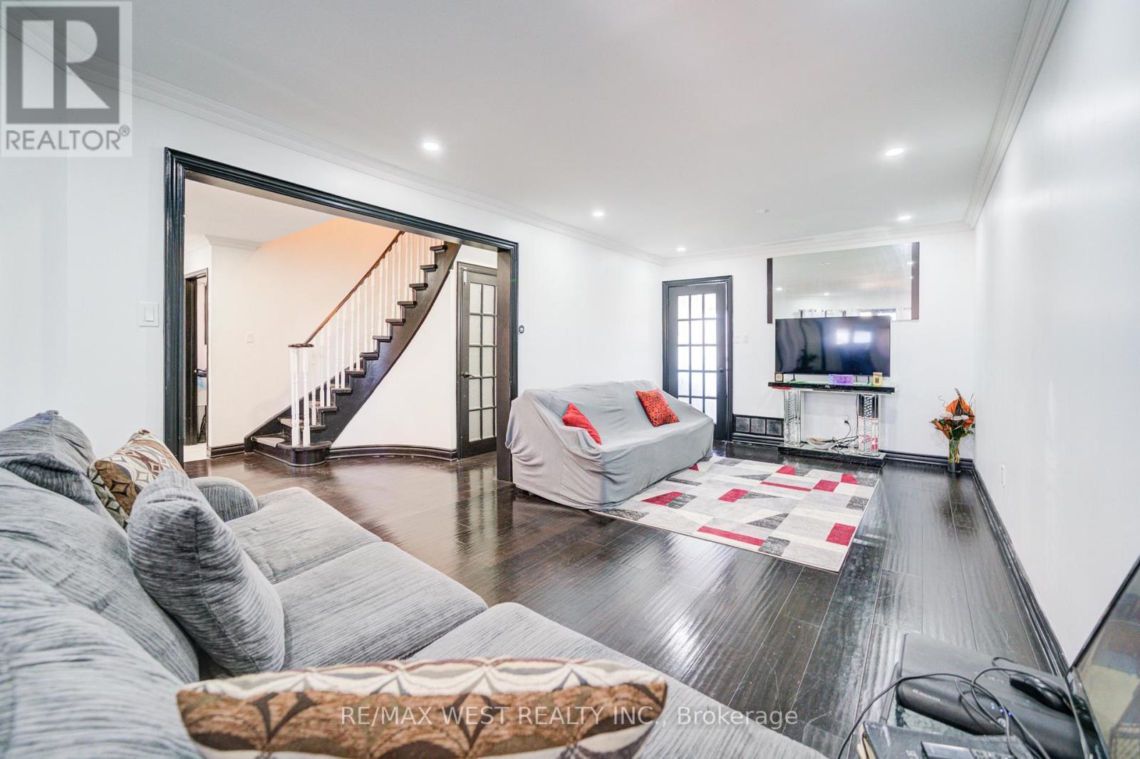 1648 Pepperwood Gate, Pickering, Ontario  L1X 2K3 - Photo 33 - E12933290