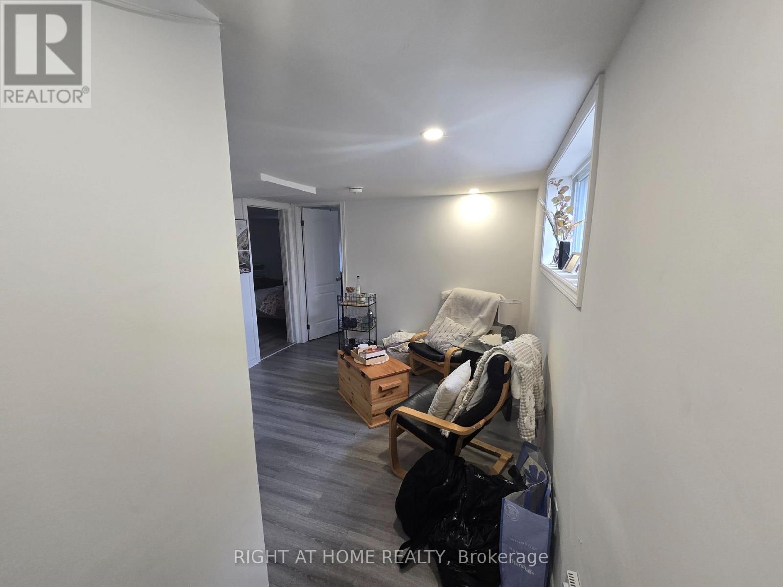 3 - 18 Ewing Street, Halton Hills, Ontario  L7G 2P7 - Photo 8 - W12933412