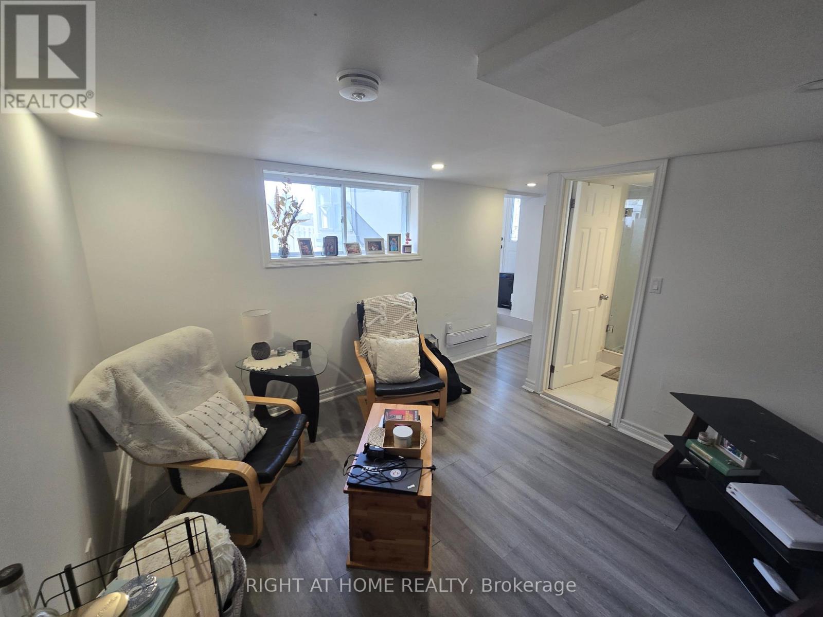 3 - 18 Ewing Street, Halton Hills, Ontario  L7G 2P7 - Photo 9 - W12933412