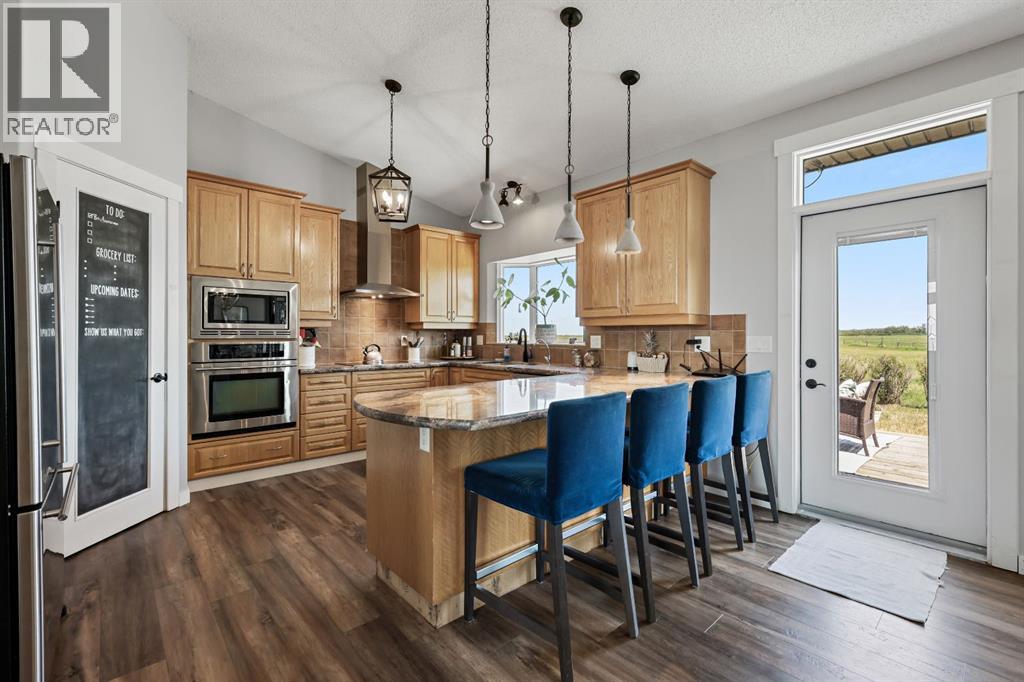 250020 Range Road 275, Rural Rocky View County, Alberta  T1P 1L7 - Photo 11 - A2281062