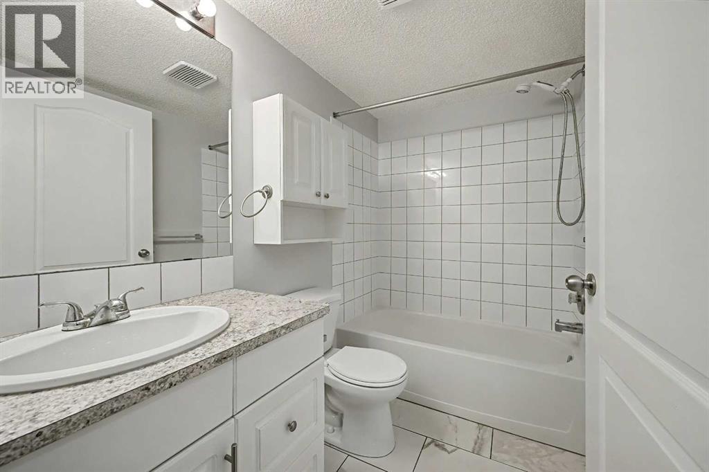 120, 10 Sierra Morena Mews SW, Calgary, Alberta  T3H 3K5 - Photo 5 - A2290585