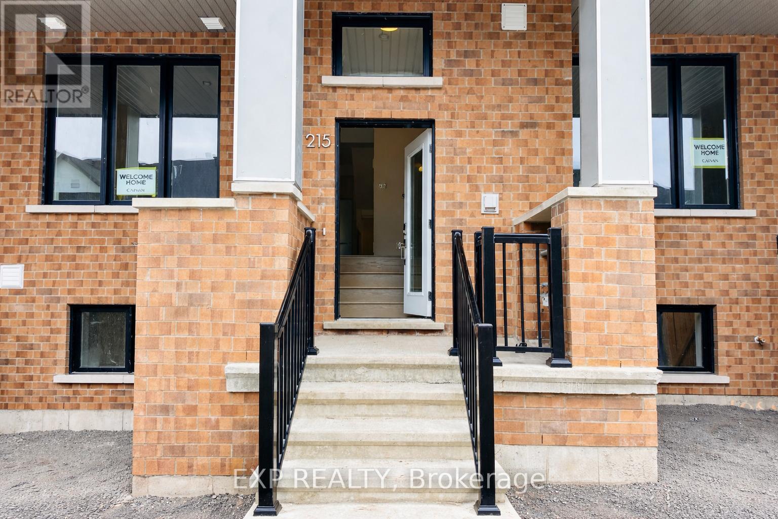 215 Speckled Alder Row, Ottawa, Ontario  K2J 0V1 - Photo 2 - X12933414