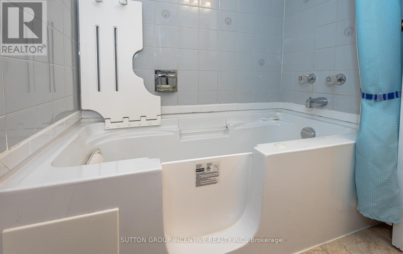 36 Weeping Willow Drive, Innisfil, Ontario  L9S 1P1 - Photo 16 - N12664730