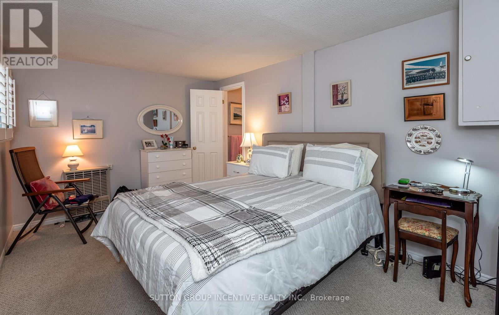 36 Weeping Willow Drive, Innisfil, Ontario  L9S 1P1 - Photo 12 - N12664730