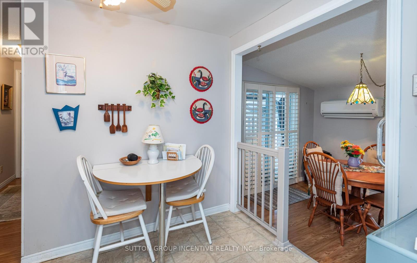 36 Weeping Willow Drive, Innisfil, Ontario  L9S 1P1 - Photo 5 - N12664730