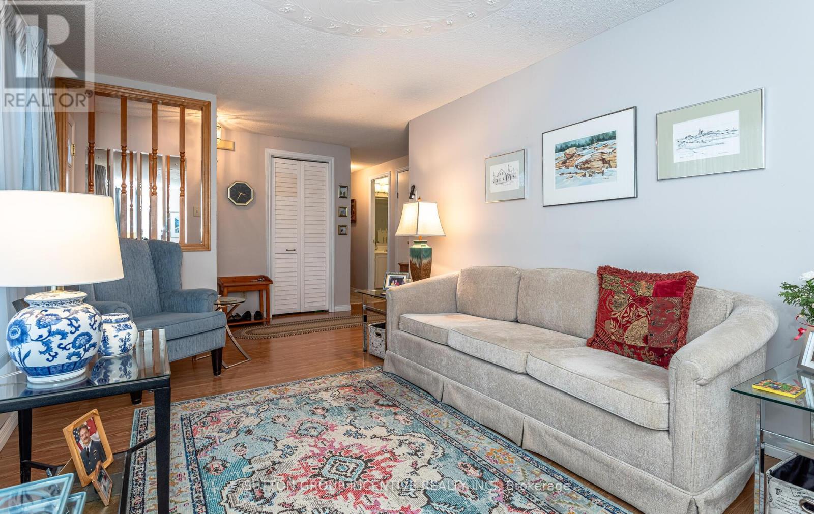 36 Weeping Willow Drive, Innisfil, Ontario  L9S 1P1 - Photo 3 - N12664730