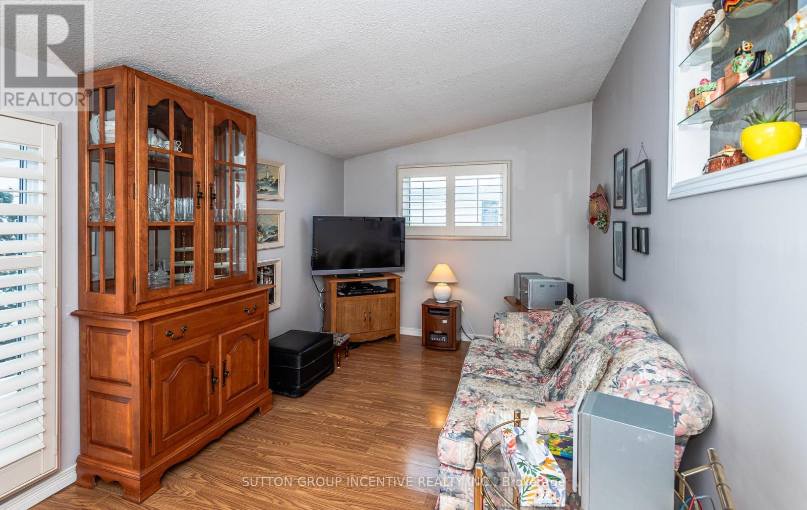 36 Weeping Willow Drive, Innisfil, Ontario  L9S 1P1 - Photo 11 - N12664730