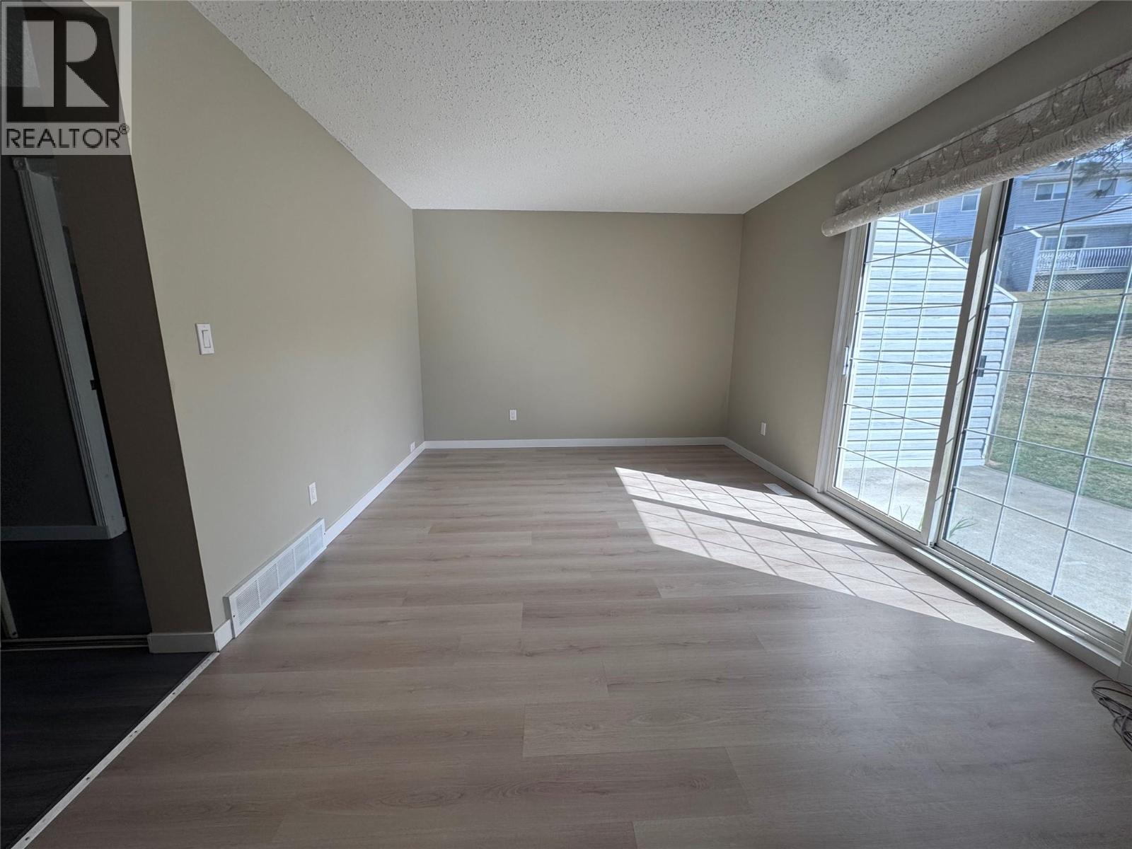 2221 3rd  N Street, Cranbrook, British Columbia  V1C 5G7 - Photo 11 - 10380882