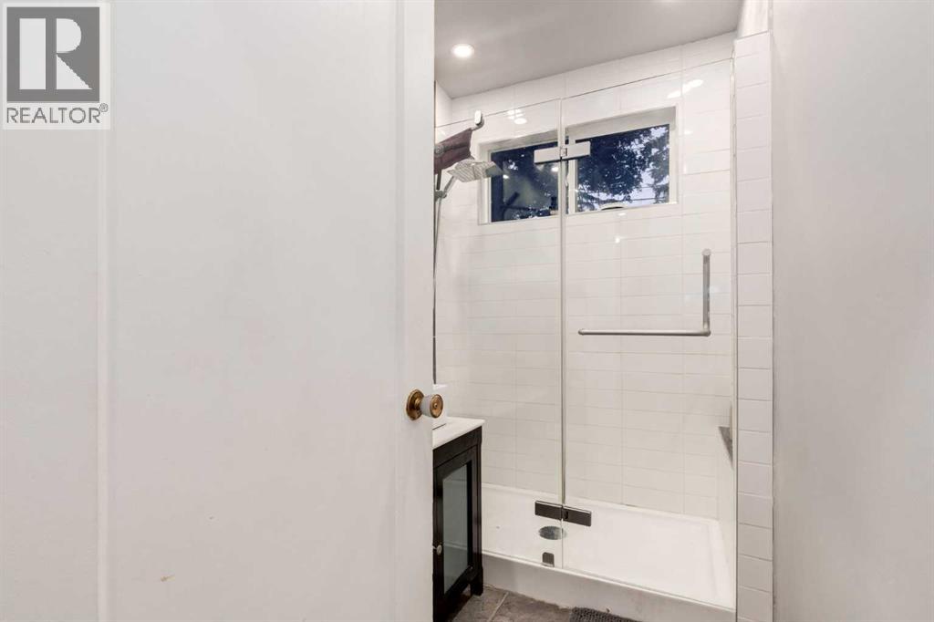 1424 Premier Way Sw, Calgary, Alberta  T2T 1L9 - Photo 11 - A2296356