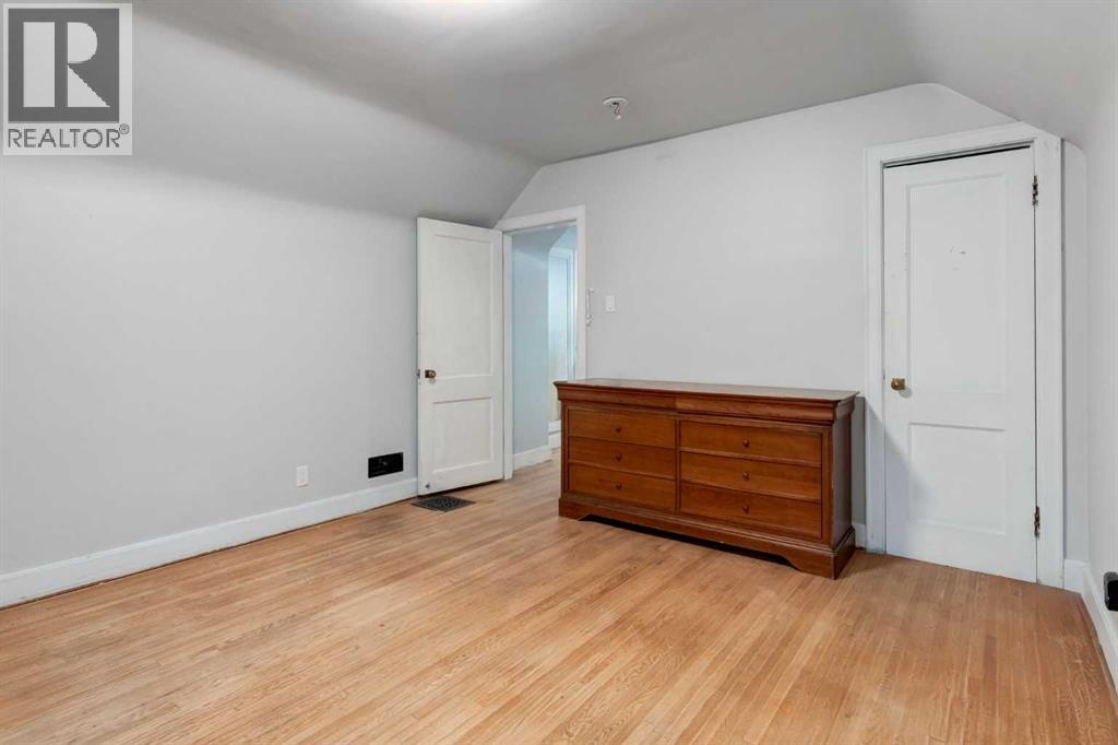 1424 Premier Way Sw, Calgary, Alberta  T2T 1L9 - Photo 19 - A2296356