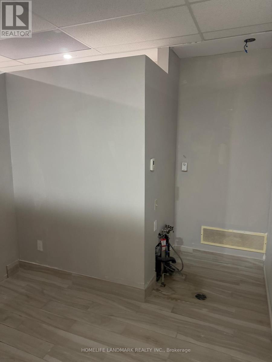 2 - 52 Commuter Drive, Brampton, Ontario  L7A 0R3 - Photo 12 - W12926614