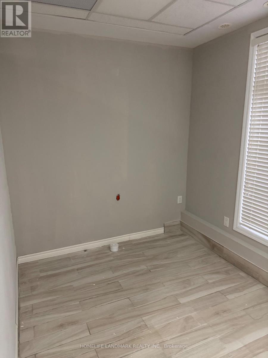 2 - 52 Commuter Drive, Brampton, Ontario  L7A 0R3 - Photo 9 - W12926614