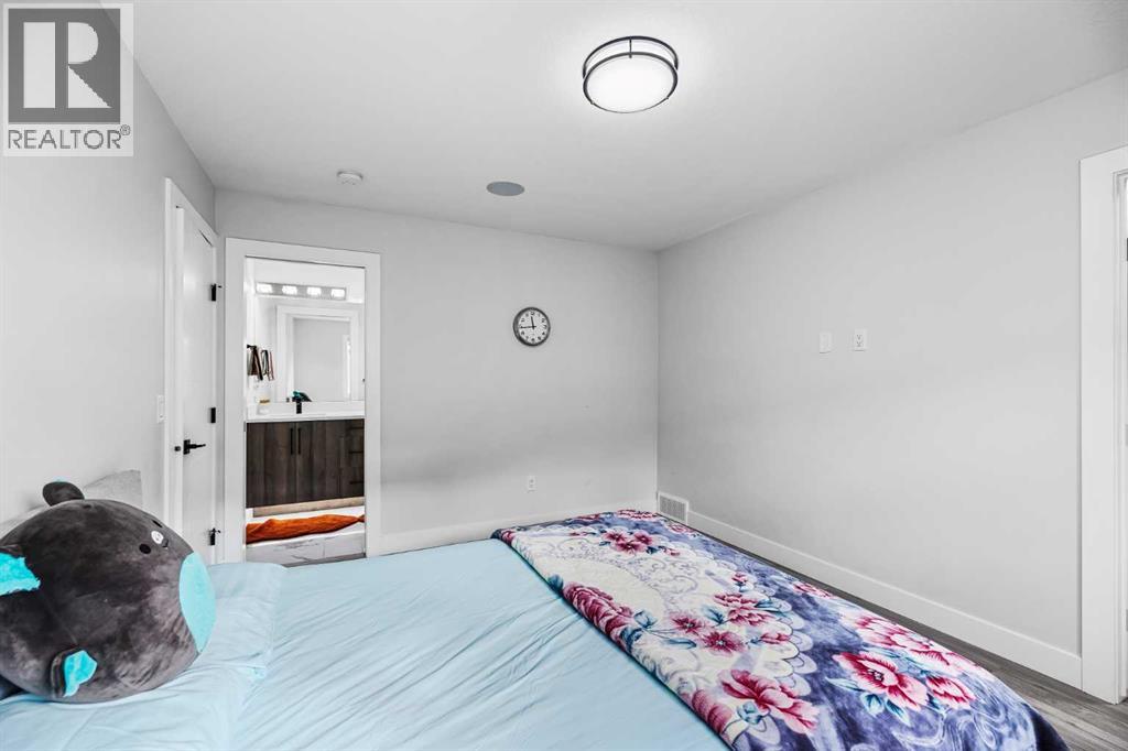 45 Waterford Terrace, Chestermere, Alberta  T1X 2P6 - Photo 11 - A2296140